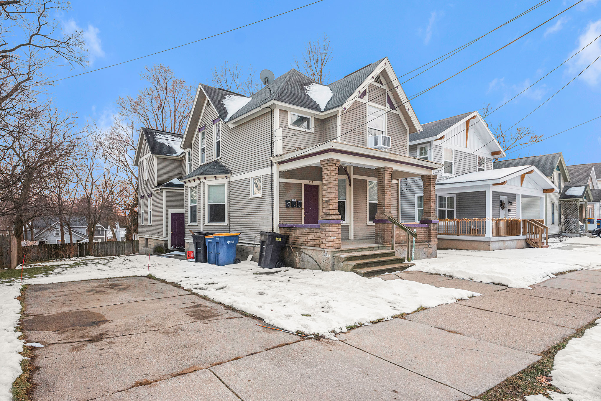 852 Sigsbee St. SE  #1